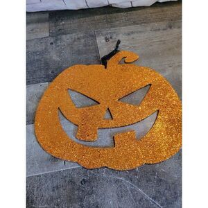 Halloween glitter jack-o'-lantern pumpkin sign decor
